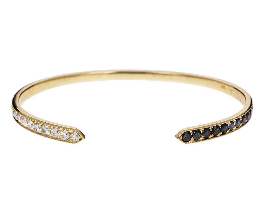 Black and White Diamond Othello Chevron Cuff zoom 1_lizzie_mandler_gold_diamond_othello_cuff