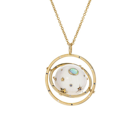 Spinning Galaxy Necklace zoom 1_bib_van_der_velden_mammoth_galaxy_spinning_neckl