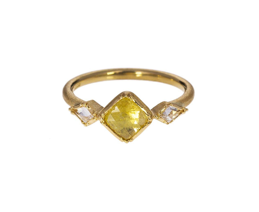 Diamond Trio Prism Ring zoom 1_brooke_gregson_gold_diamond_prism_ring