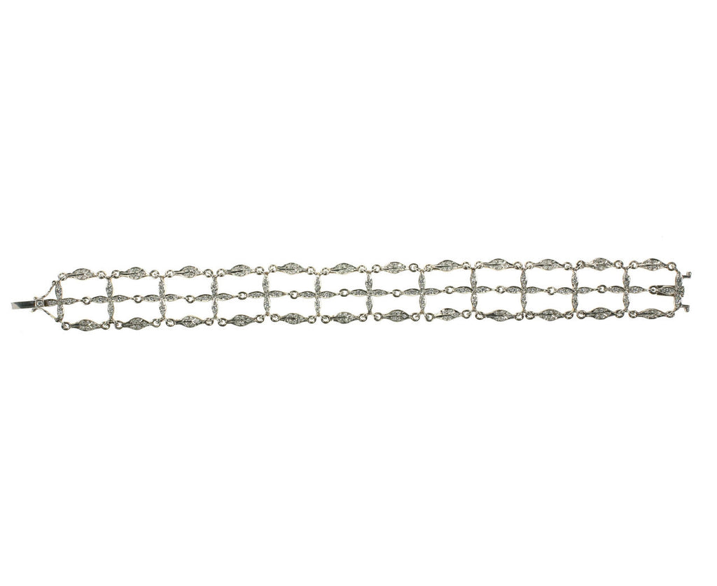 Baby Birthday Bracelet zoom 1