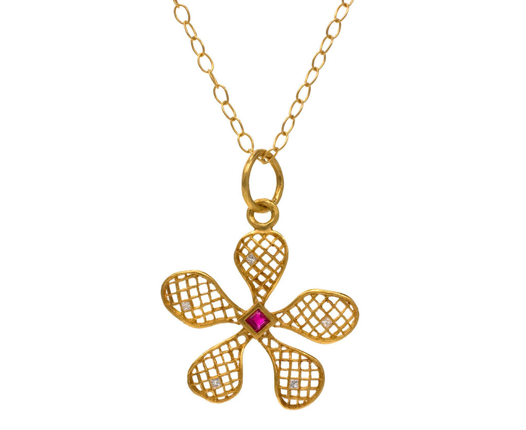 Lacy Flower Charm Pendant zoom 1