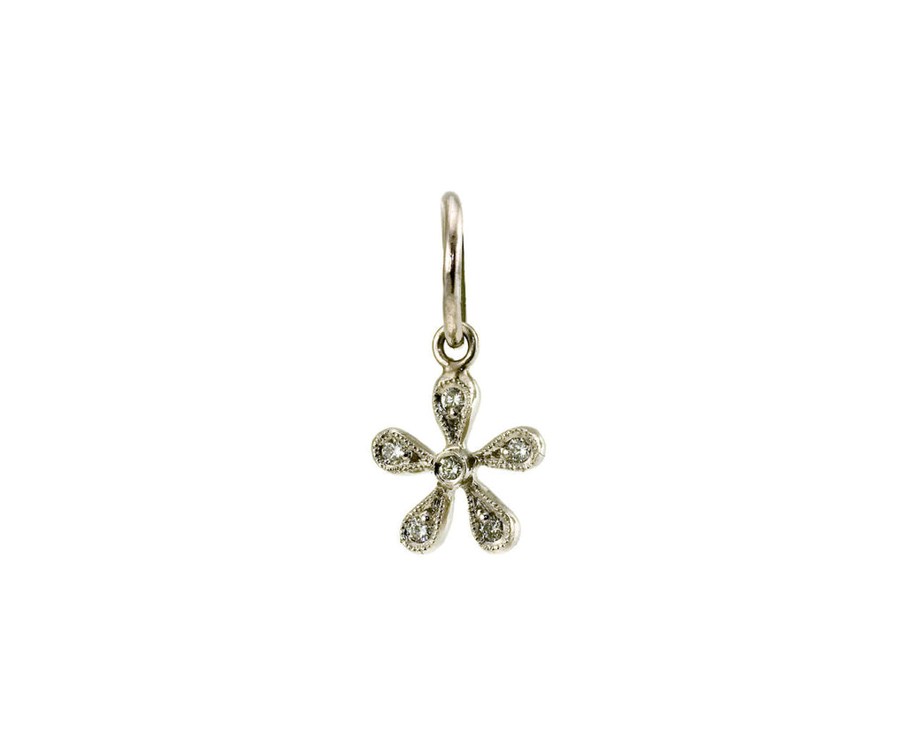Daisy Charm zoom 1