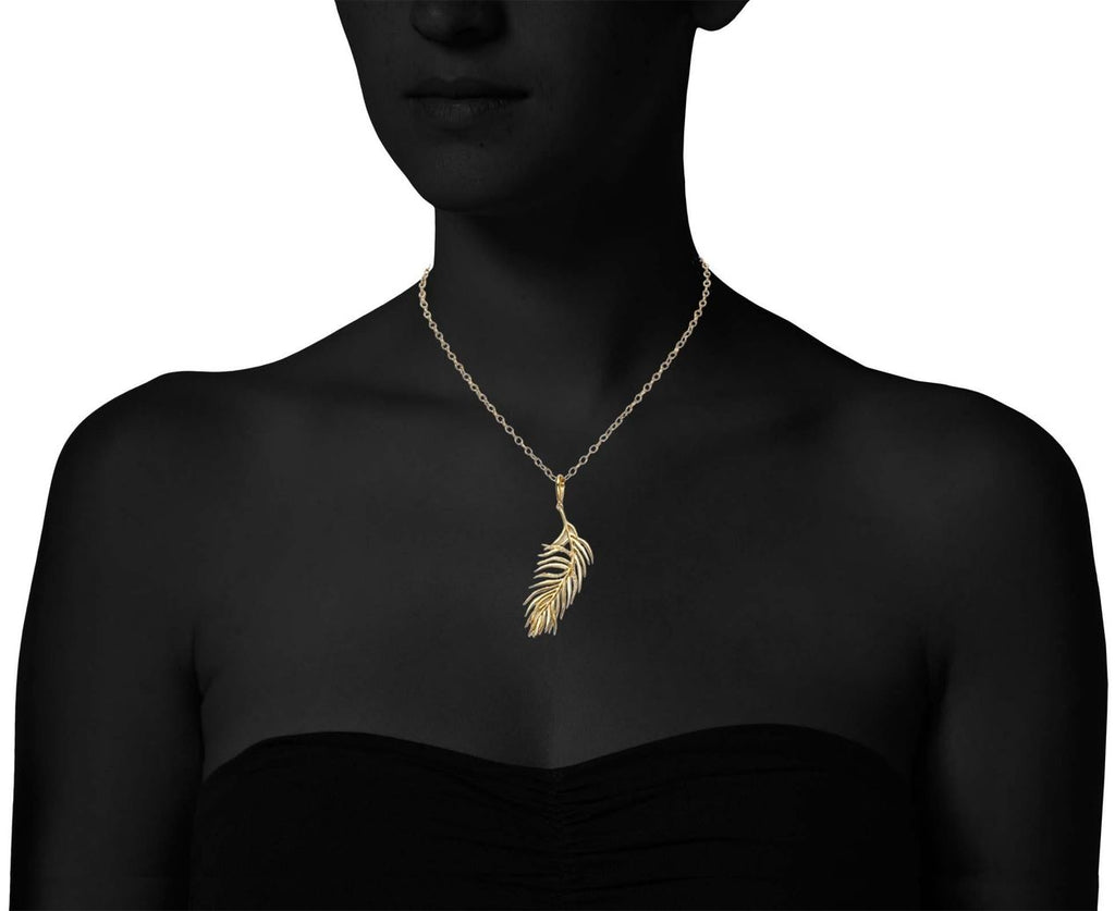 Gold Diamond Feather Pendant zoom 9