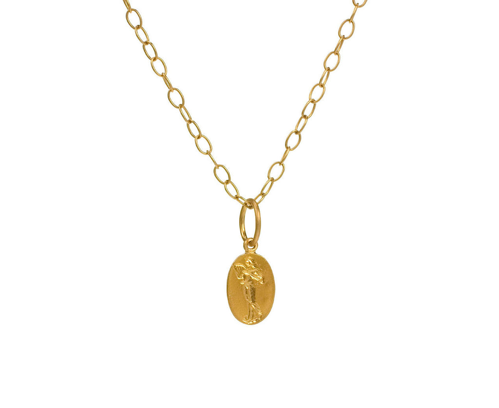 The Muse Charm zoom 1
