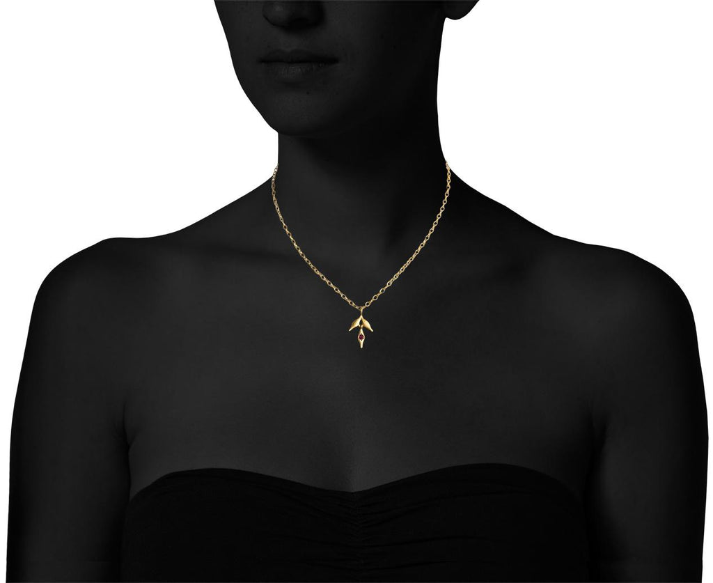 Ruby Flexible Wheat Charm Pendant zoom 9_cathy_waterman_gold_ruby_flexible_wheat_charm