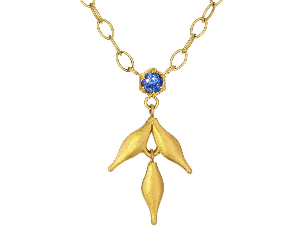 Blue Sapphire Flexible Wheat Pendant Necklace zoom 1_cathy_waterman_gold_sapphire_flexible_wheat_neck