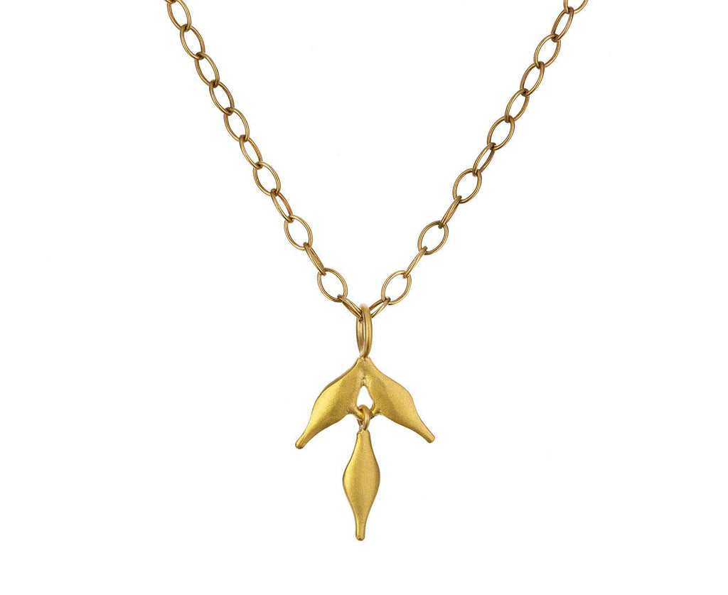 Flexible Wheat Charm Pendant ONLY zoom 1_cathy_waterman_gold_flexible_wheat_charm