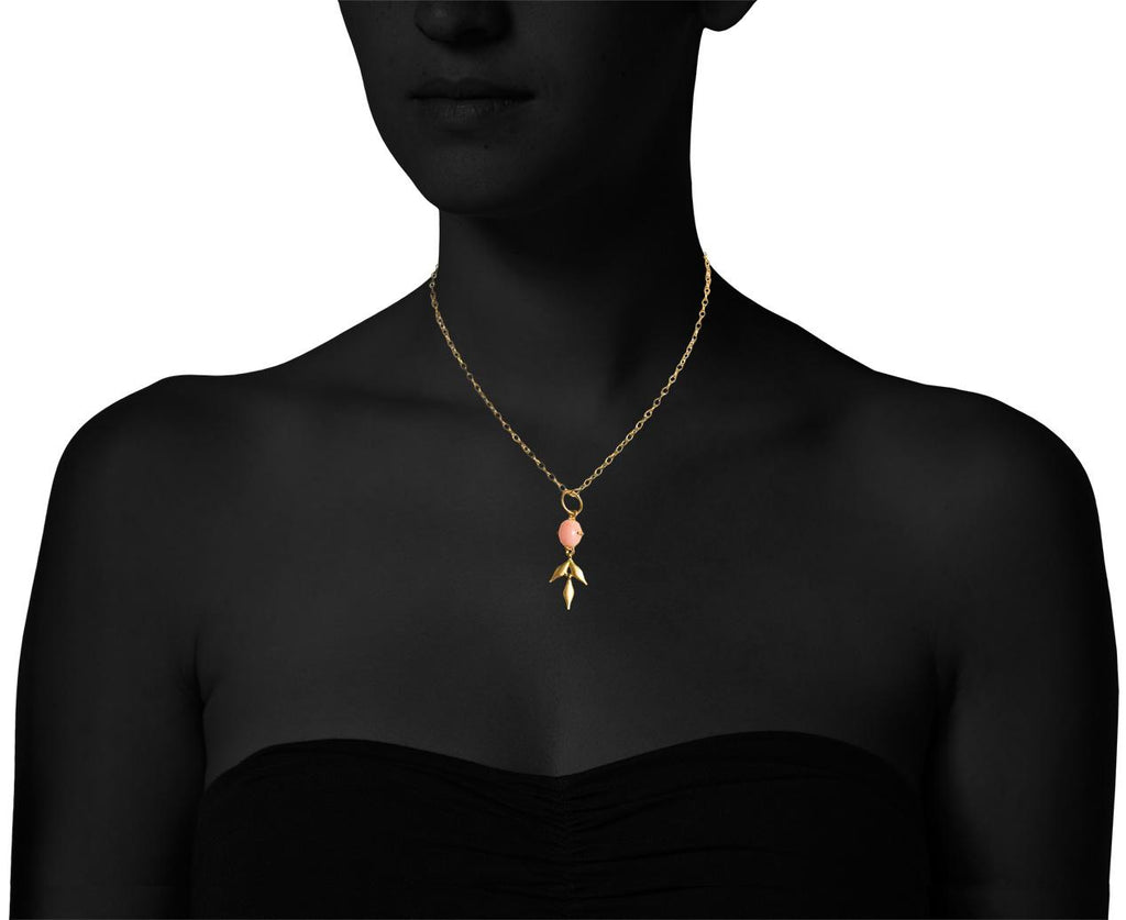 Vintage Coral Flexible Wheat Charm Pendant  zoom 9_cathy_waterman_gold_coral_flexible_wheat_charm