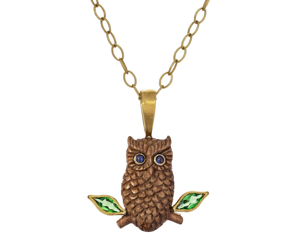 Burl Wood Owl with Tourmaline and Sapphire zoom 1_cathy_waterman_gold_sapphire_wood_owl_charm