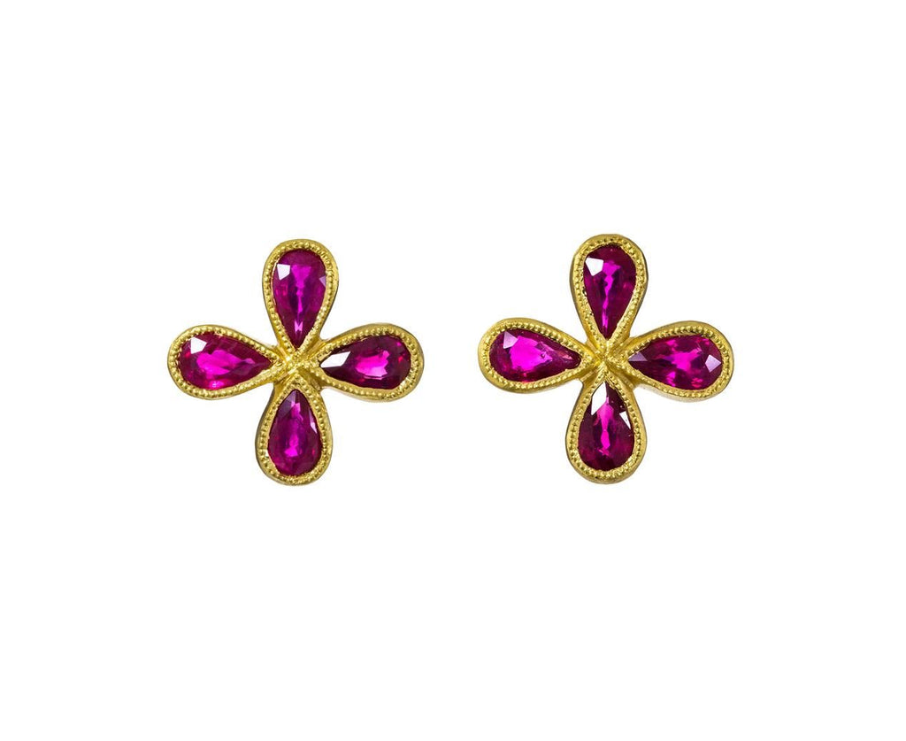 Ruby Star Post Earrings zoom 1_cathy_waterman_gold_ruby_star_earrings