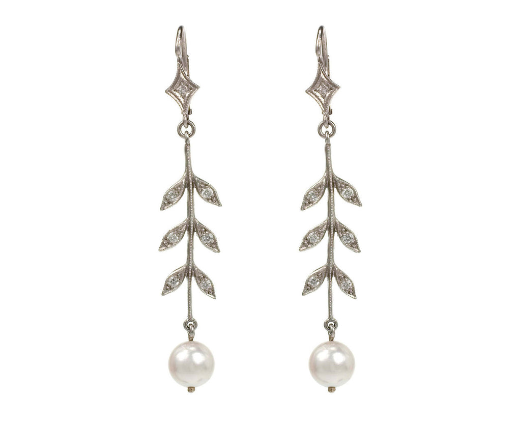 Pearl Wheat Earrings zoom 1