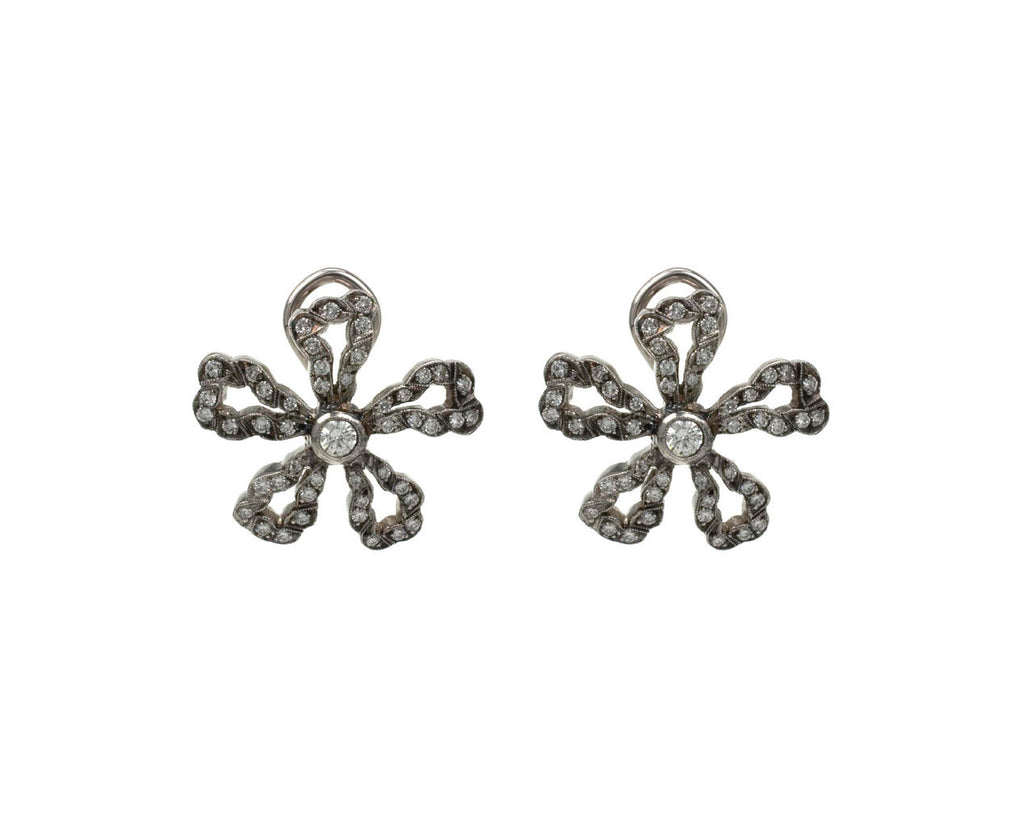 Ribbon Flower Earrings zoom 1