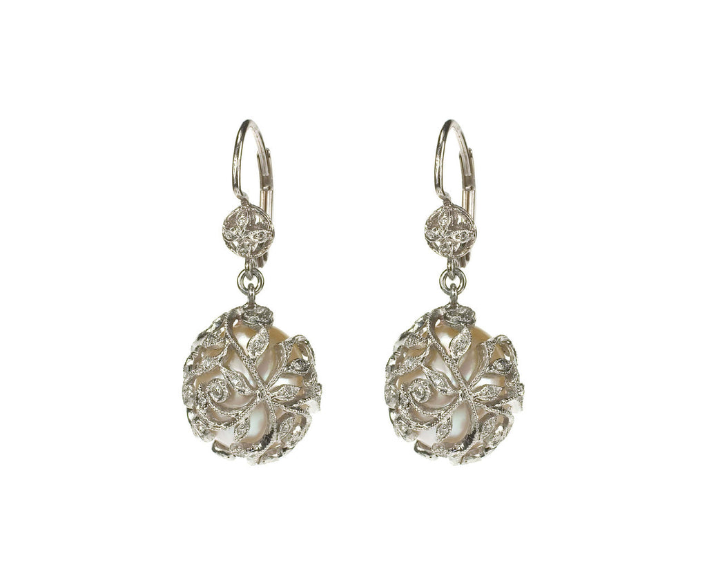 South Sea Birthday Earrings zoom 1