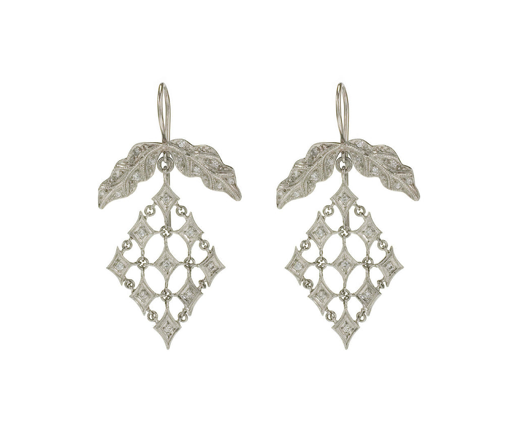 Meshed Grape Earrings zoom 1