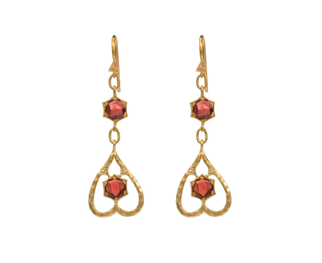 Earrings zoom 1