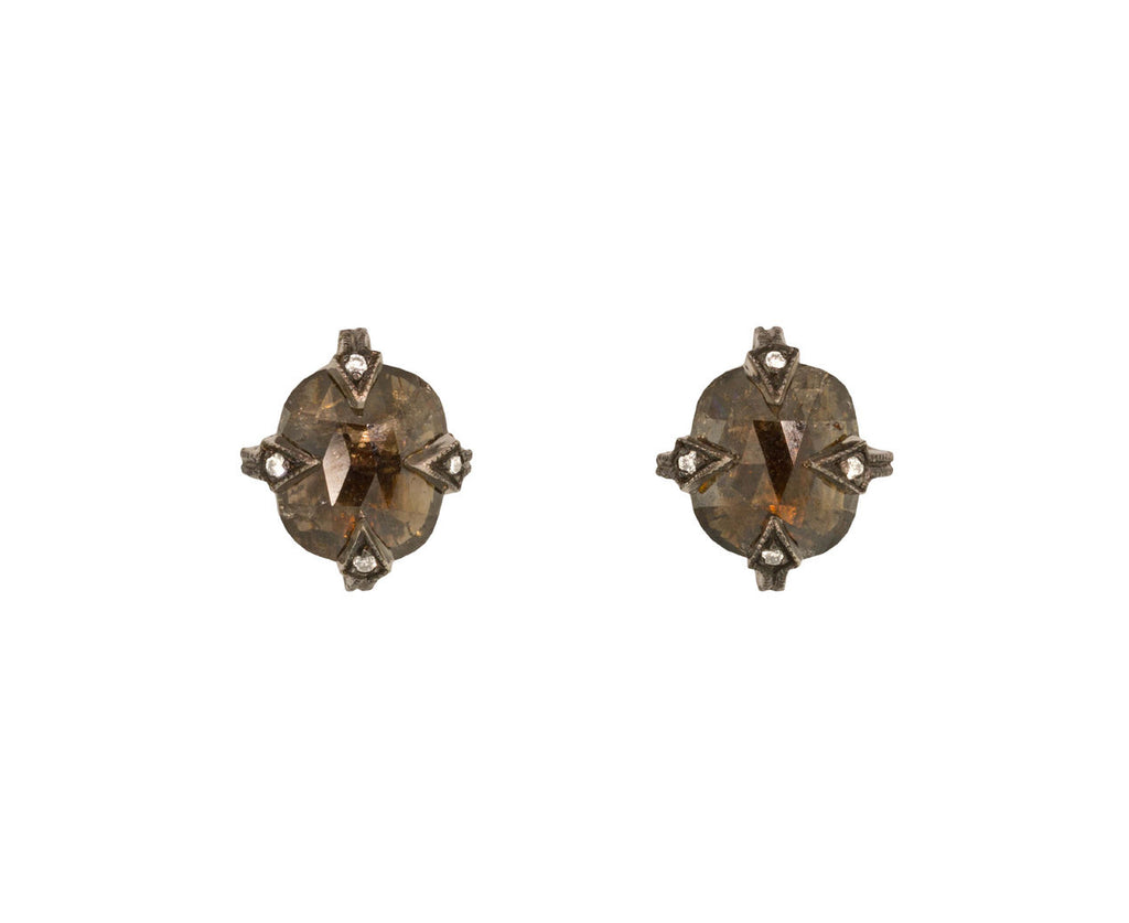 Rustic Diamond Thorn Posts zoom 1