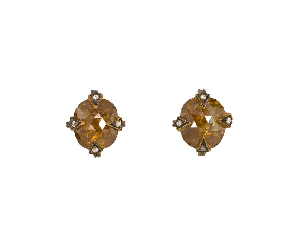 Rustic Diamond Thorn Posts zoom 1