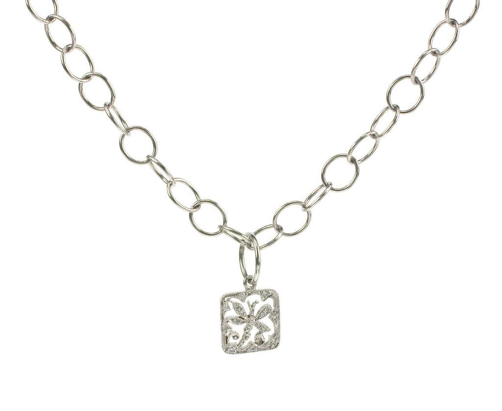 Dragonfly Pendant and Lacy Chain zoom 1