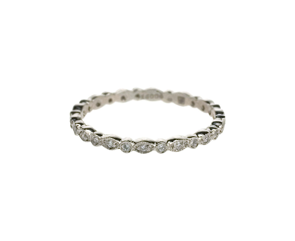Tiny Marquise Ring zoom 1