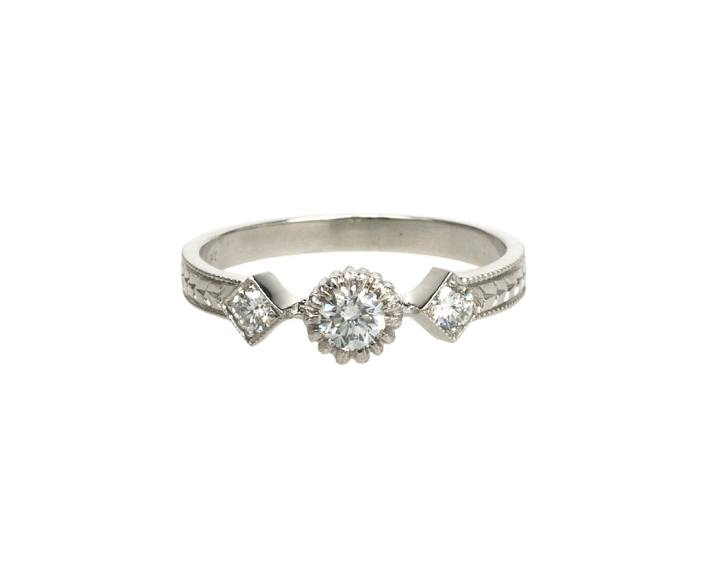 Single Spidery Prong Ring with Diamonds zoom 1