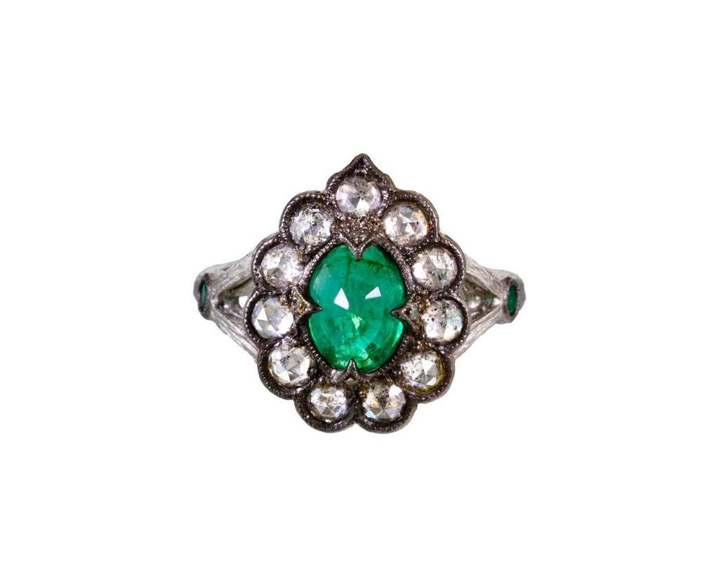 Emerald Scallop Frame Ring zoom 1